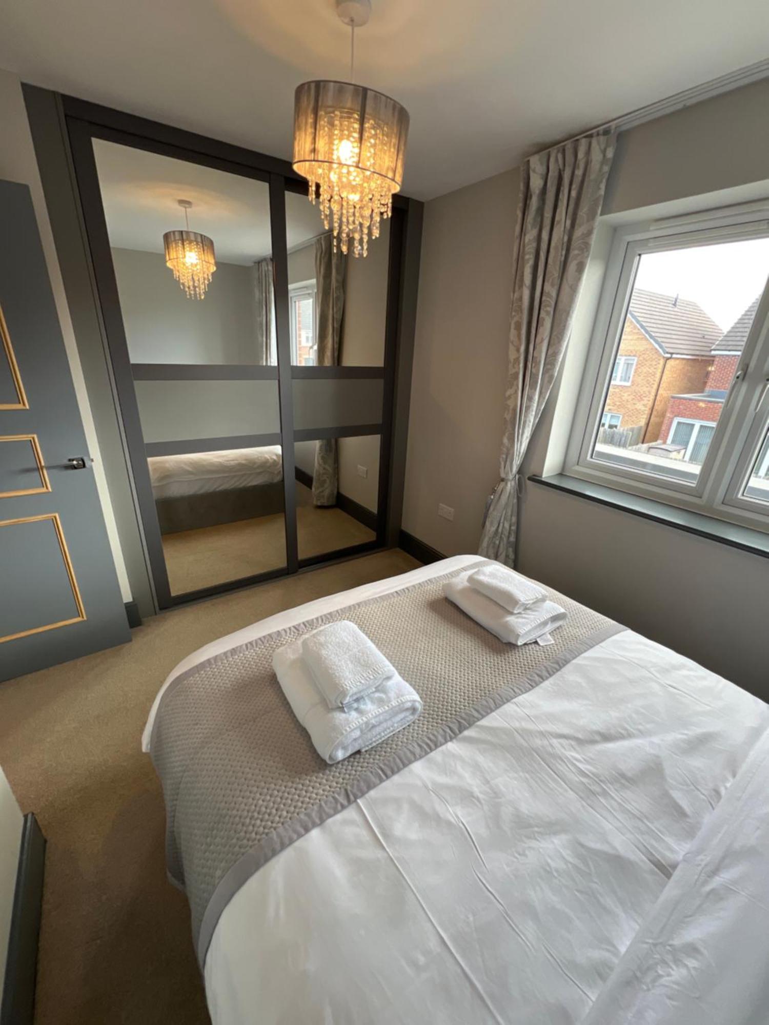 Luxury Durham Home In Dh1, Free Parking, No Fees Bagian luar foto